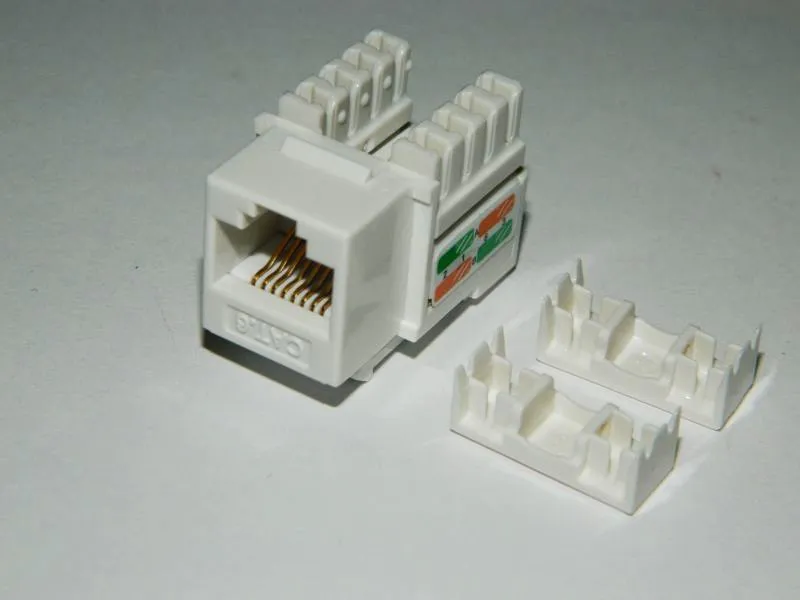 Модуль Keystone неэкранированный, RJ-45, cat.5e, тип ножей Dual Type, универсальный, белый, Netko